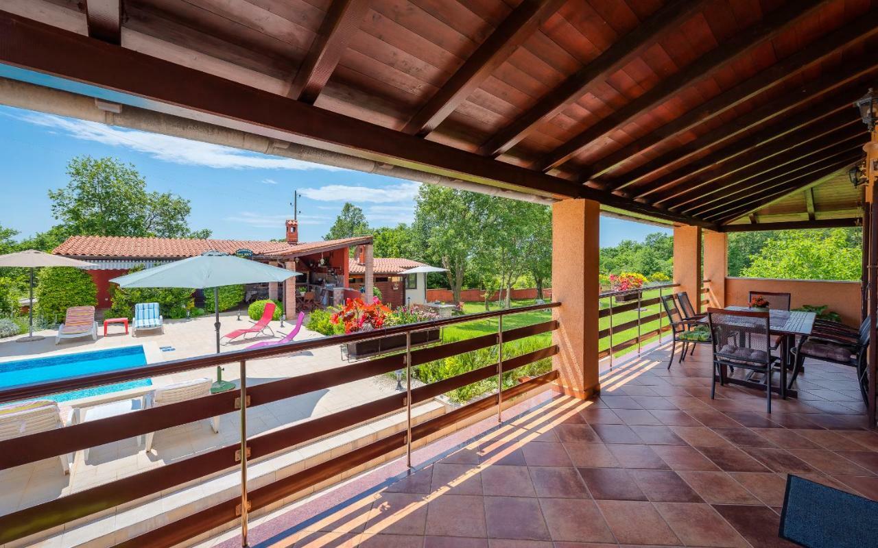 Hacienda Rosemary Villa Muntic Exterior photo